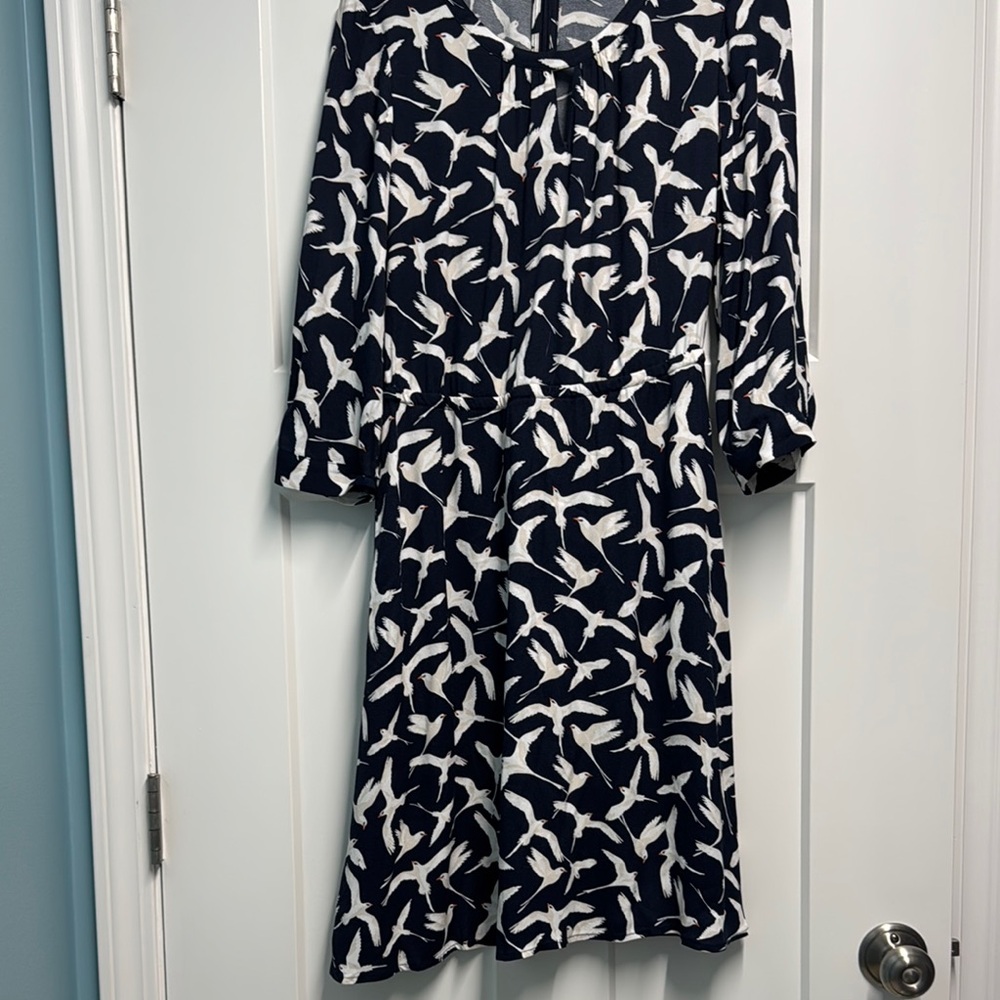 Talbots Navy and White Dress with Bird Design, 3/4 sleeves size 4P.